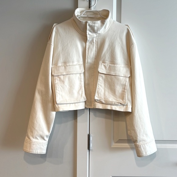 Aritzia TNA jacket - Picture 3 of 7